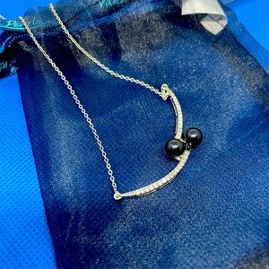 Vantel new necklace 2 peacocks